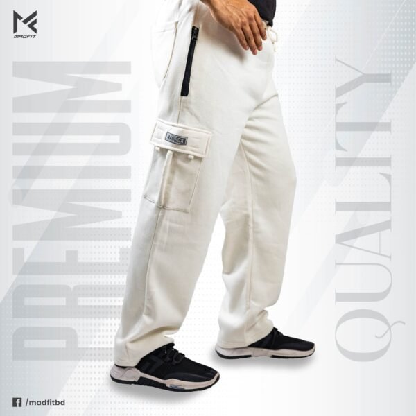 PNT madfit-02 Off White Baggy Cargo Sweatpants